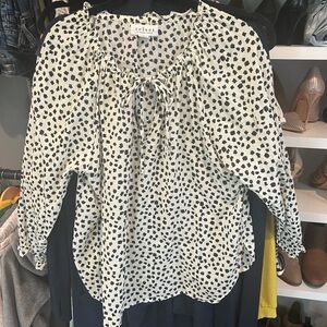 Velvet by Graham & Spencer Cream Tie Front 3/4 Sleeve Blouse